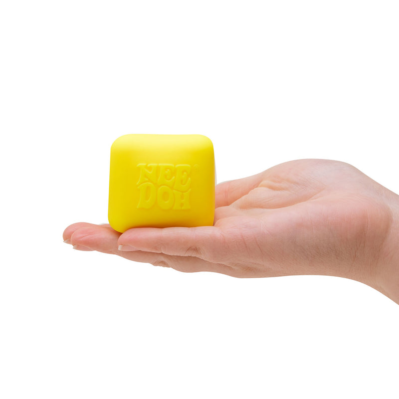 COLOR CHANGE CUBE NEEDOH (IN-STORE ONLY)